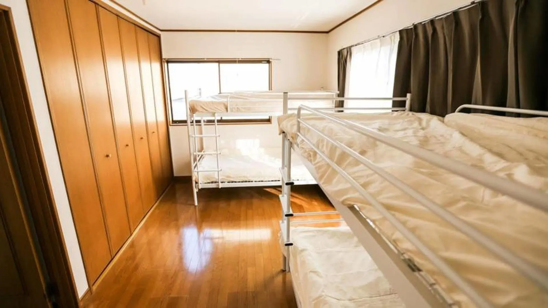 Auberge de jeunesse J'S Backpackers à Tōkyō 0*,